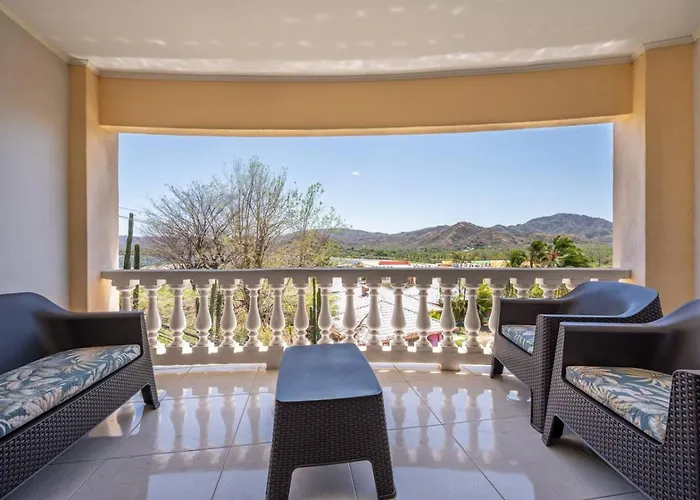 Marina Real Gorgeous Condo, Great Location * Playa Flamingo
