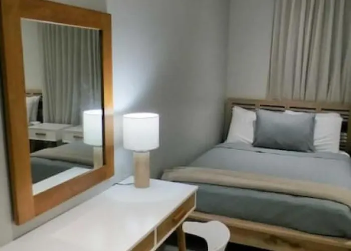 Marina Real Gorgeous Condo, Great Location *